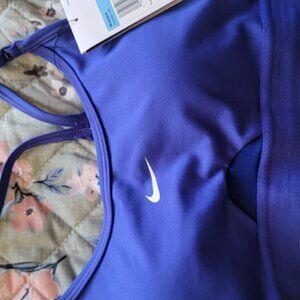 New Nike Sports Bra - Medium